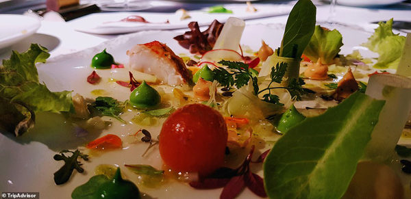 hree-Michelin-starred restaurant