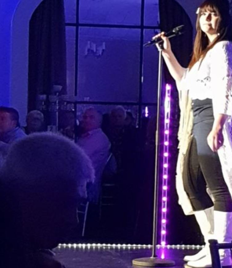 Linda Ronstadt Tribute Artist Danielle Faour