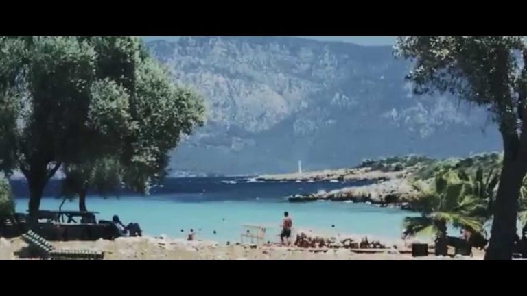 The Revenge of the Turks – By Des Kelly