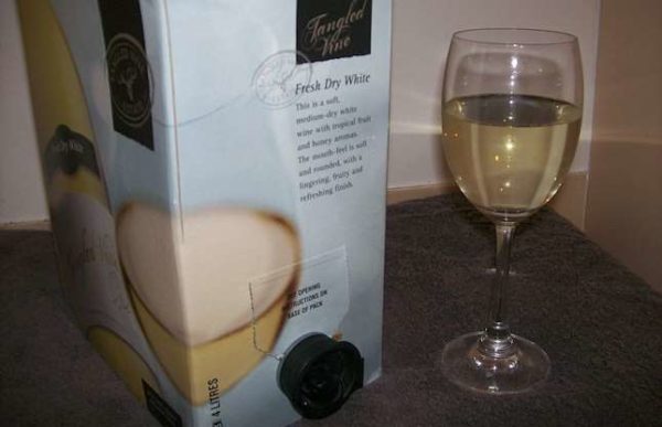 Boxed wine (1965)