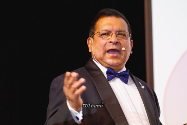 Photos of The gala 30th Anniversary Dance of the Old JosephiansÔÇÖ Association of New South Wales - A Peerless Pearl - By Aubrey Joachim (Photos by Thanuja Wijesekara)