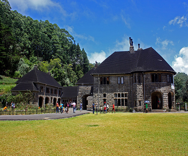Adisham Bungalow - wrapped in serenity of misty hills By Arundathie Abeysinghe