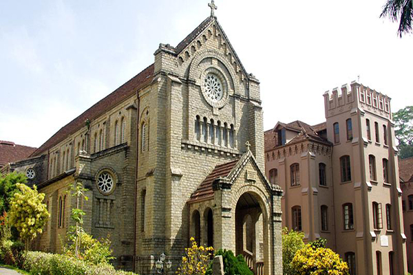 Ampitiya Seminary: In the serene hills overlooking the Dumbara valley