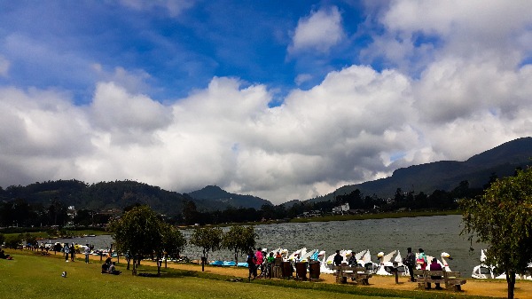 Gregory Lake spectacular tourist attraction in Little England