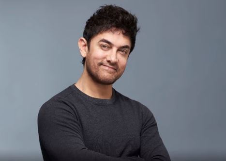 Did Aamir Khan Really Give 15.000 Rupees in Flour Bags?