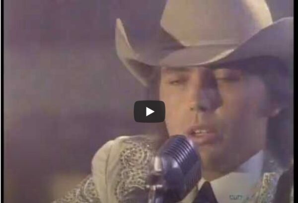 Dwight Yoakam