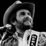 “Kelly Klassics & Singalongs” Oakie from Muskogee– “Mr Music” Des Kelly with Merle Haggard