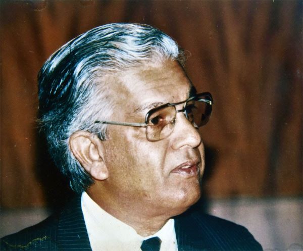 Lifetime Contribution to Architecture Awards Dr. Roland Silva