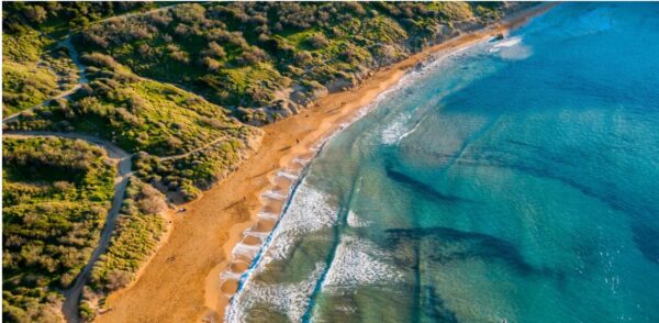 Riviera-Beach-Malta_Credit_visitmalta