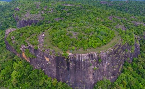 Danigala Circular Rock 