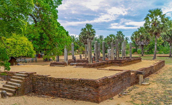 Muhudu Maha Viharaya - steeped in history and legend By Arundathie Abeysinghe