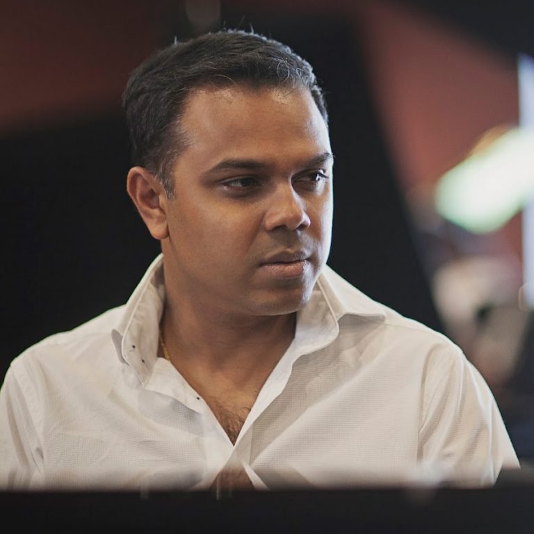 KALINDU POSSESS PHENOMINAL ACADEMIC SKILLS ALREADY IN ZENITH OF MUSICAL ARENA EMULATING FATHER DR ROHANA WEERASINGHE – by Sunil Thenabadu