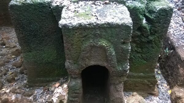 Tunneled history of Kotte Kingdom By Arundathie Abeysinghe