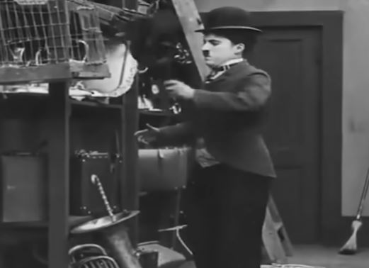 The Pawnshop (1916)