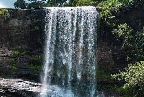 Meeyan Ella – spectacular waterfall with a history - By Arundathie Abeysinghe