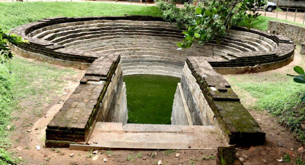“Yathuru Pokuna” – amazing craftsmanship of Anuradhapura era - By Arundathie Abeysinghe