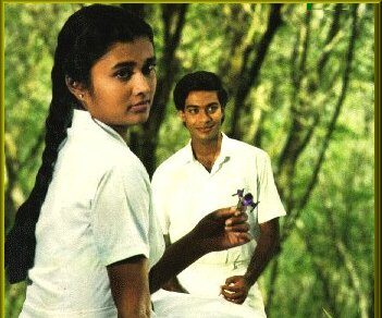 Sudaraka and Anoma - Sugath and Dhammi in teledrama Golu Hadawatha reminisces experiences in subsequent family life for twenty-eight years - by Sunil Thenabadu