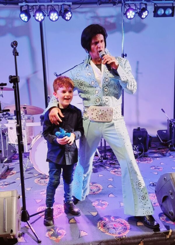 Christmas in July at Strike It at the Dandenong Workers Club - photos by Trevine Rodrigo