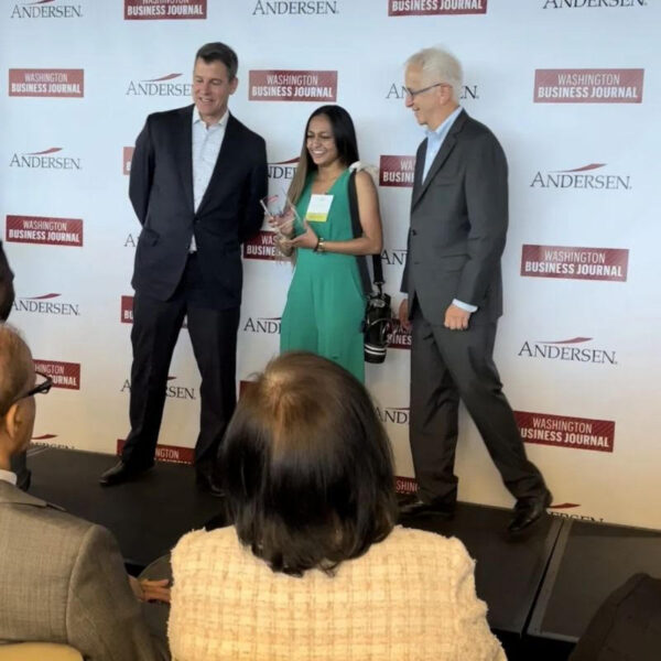 Shavini Fernando ( Entrepreneur | VR Designer & Developer | TedX Speaker | Member of Mindshare ) - Selected for the Washington Business Journal 40 under 40 class of 2022