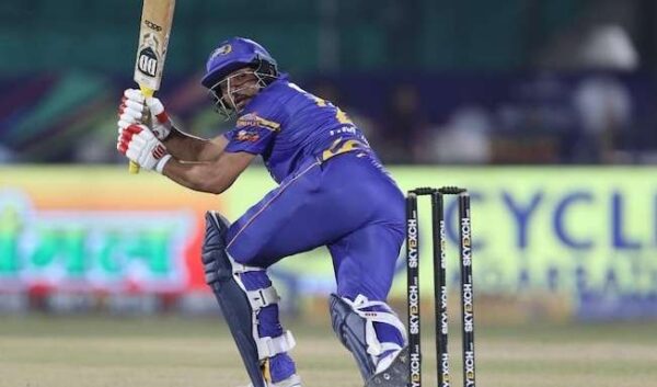 Dilshan century