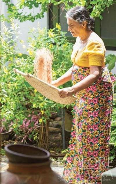 sri lankan women