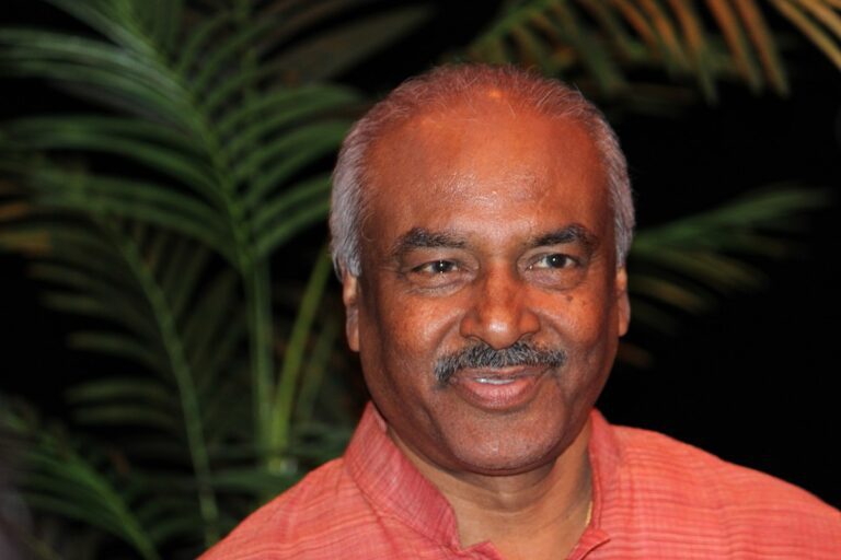 DR ROHANA WEERASINGHE HUMBLE UNASSUMING LEGENDARY MELODY  KING FOR FILM, TELE DRAMA, STAGE PLAYS, THE WORD “NO’ NOT IN HIS VOCABULARY ASSIST ONE AND ALL – by Sunil Thenabadu