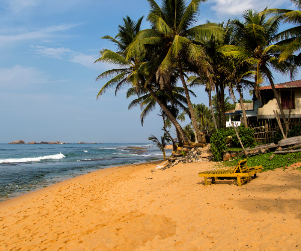 Browns Beach, Negombo