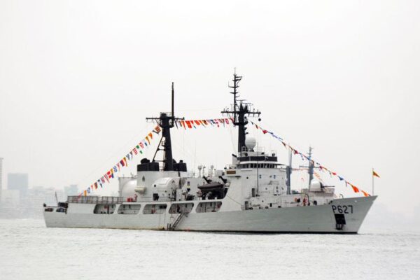 SL Navy's ships
