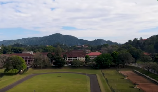 university of peradeniya- elanka