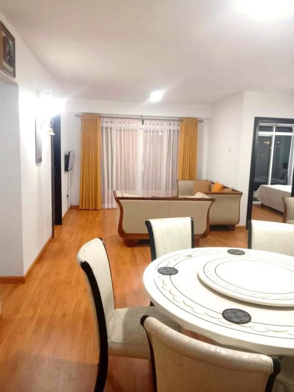 FOR SALE – 3 Bedroom House – Fully Furnished Penthouse located in the heart of the Vibrant Nuwara Eliya town- eLanka