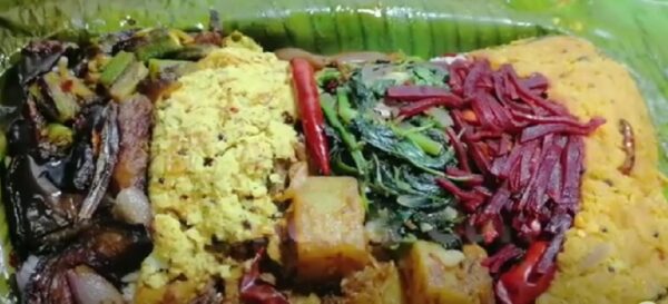 The Art of Serving Sri Lankan Food on Banana Leaves 1