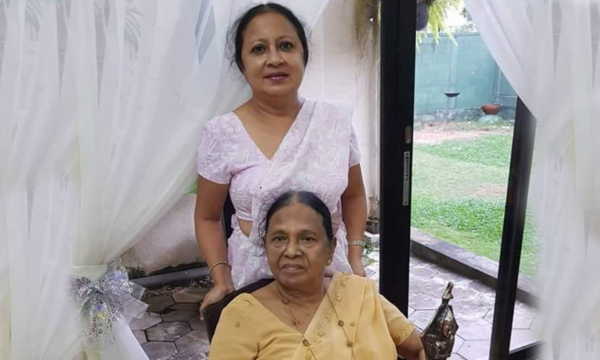 indrani senarathne and her douter