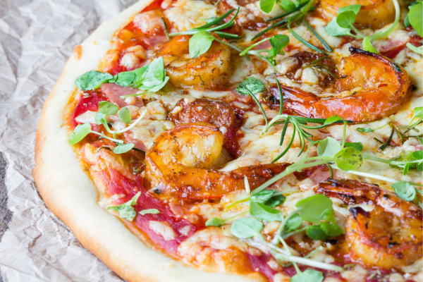 Cheesy Prawns Pizza - eLanka