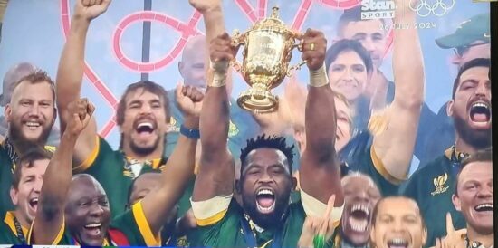 Undermanned All Blacks undone by ferocious Springboks.   One point nail biter makes South Africa the only four time World Cup winner. - BY TREVINE RODRIGO IN MELBOURNE.  (eLanka Sports editor)