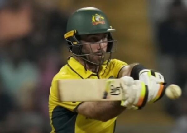 Glenn Maxwell-eLanka