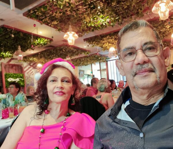 Christmas party at the Walawwa with Noeline Honter and Sohan Weerasinghe from Sri Lanka with Andrea Marr and popular band Ebony - by Trevine Rodrigo (eLanka)