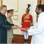 High Commissioner-designate Admiral Ravindra Chandrasiri Wijegunaratna (Rtd.) Presents Credentials to the President of Pakistan