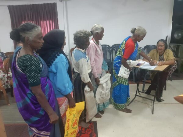 Charity work that Australia’s former High Commissioner Mr. Skanda Kumar is doing for the less fortunate in Sri Lanka – sent to elanka by Mr. Anton Swan - eLanka