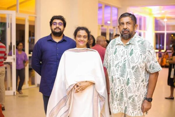 Yamuna today with Ravindra Chandrasiri Wijegunaratne and 30 son