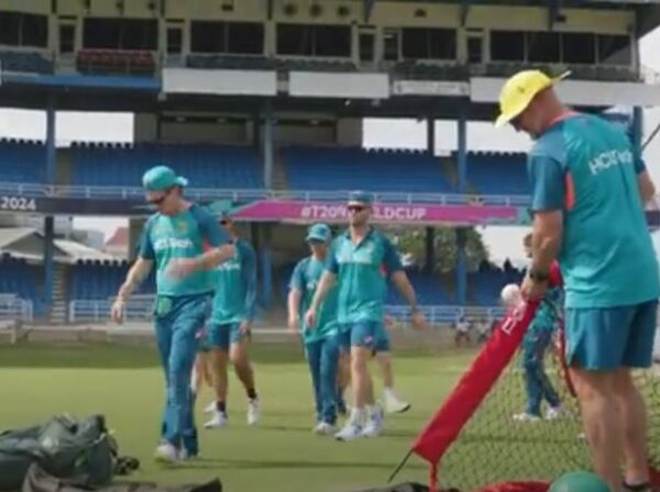 Au cricket