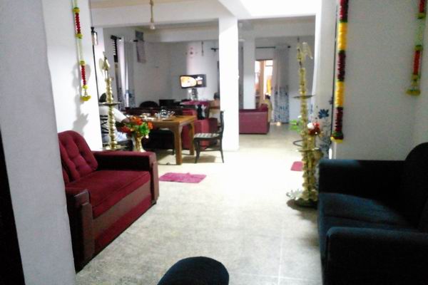 Commercial Building - Secured convenient location facing the Gall road about 100 meters from the Wellawatte junction (1)