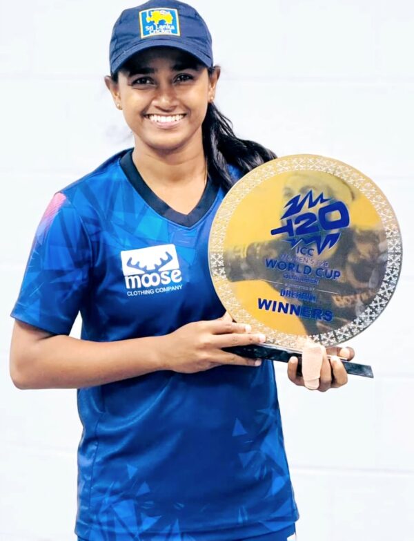 Sizzling Athapaththu steers Sri Lanka to the top of T20 World Cup qualifiers.  - BY TREVINE RODRIGO IN MELBOURNE.  (eLanka Sports Editor)
