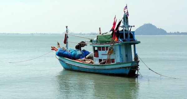 fishing trawlers-eLanka