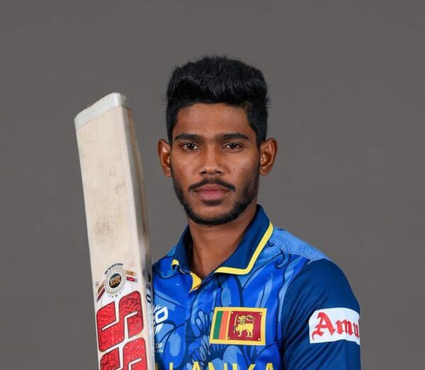 Batters crumble in a familiar fashion as rollercoaster Sri Lanka head for an early exit after Bangladesh loss. Bowlers excell in vain effort.  BY TREVINE RODRIGO IN MELBOURNE.  (eLanka Sports Editor)