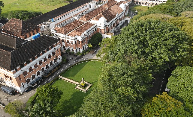 royal college - aerial view