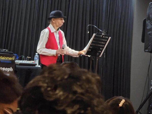A cold and frosty night in Melbourne failed to overcome the warmth of the birthday celebration of Suresh De Cruze at the popular Walawwa. - By Trevine Rodrigo