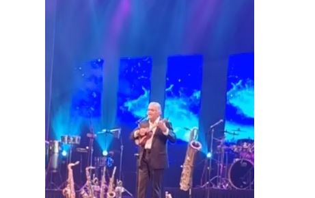 Desmond De Silva show in SriLanka