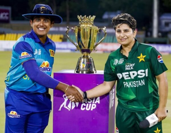 Sri Lanka scramble into Asia Cup final in much anticipated clash with India.  Athapaththu leads from the front in nail biting win over Pakistan.  - BY TREVINE RODRIGO IN MELBOURNE. 