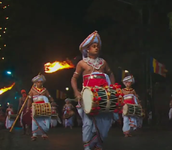 Kandy Esala Perahera-eLanka