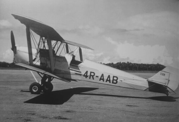 The Tiger Moth Story - By Capt Elmo Jayawardena